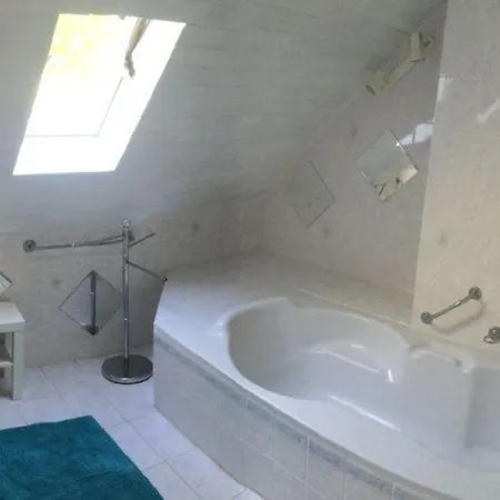 Apartment Zold Haz Apartman Badacsonytomaj
